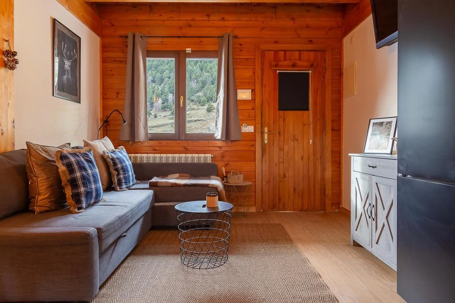 Apartment Cabana Renovada Con Vistas Naturales Increibles I Andbnb Canillo